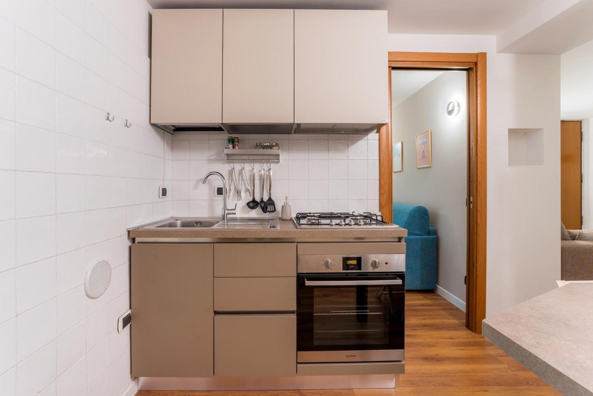 Appartement Villafranca Loft, Modern Nearby The Station
