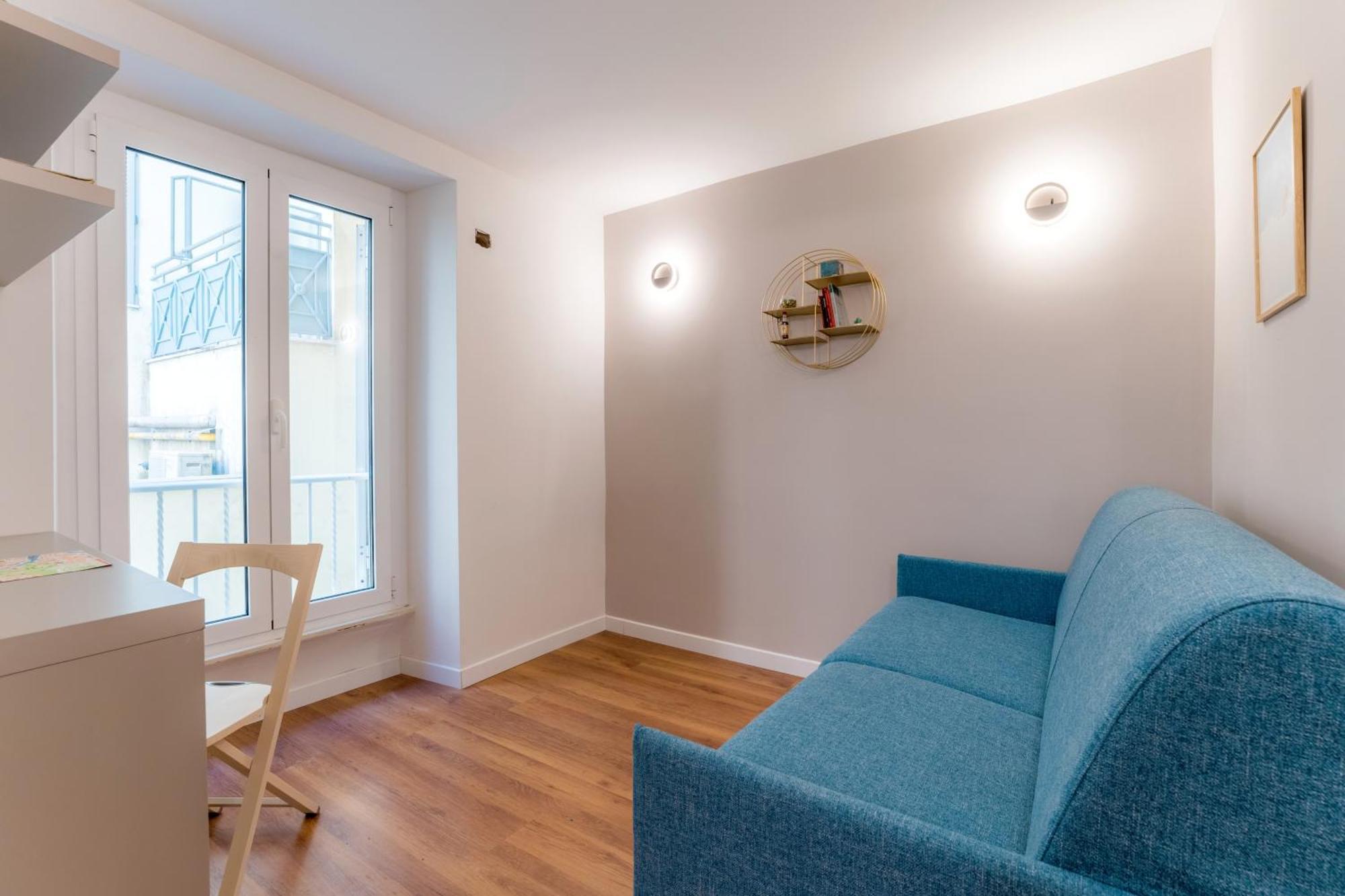 Appartement Villafranca Loft, Modern Nearby The Station